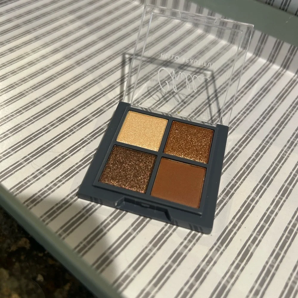 Chella Eyeshadow Quad Palette
